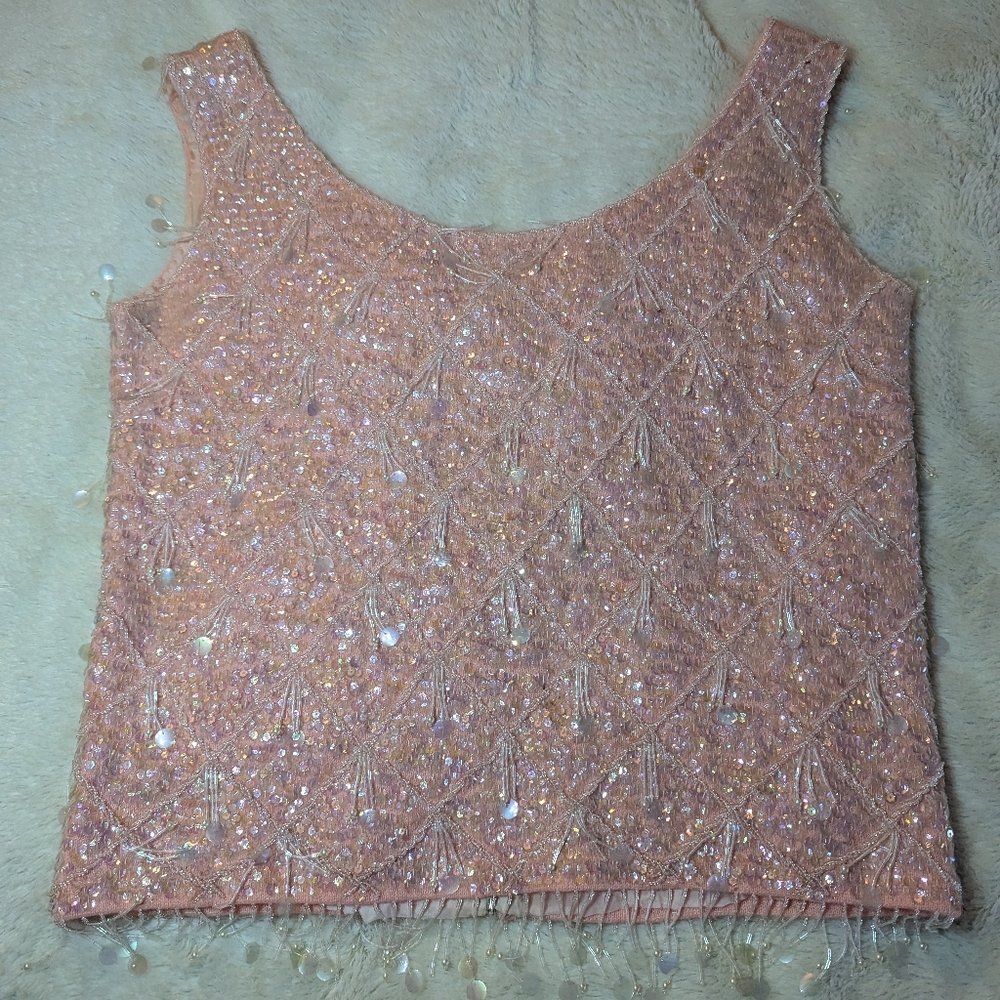 Gorgeous vintage 100% wool beaded pink crop top